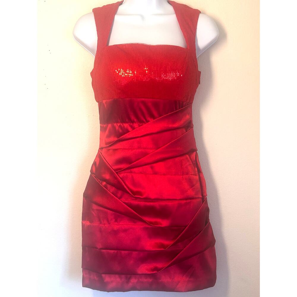 Hailey Logan By Adrianna Papell size S